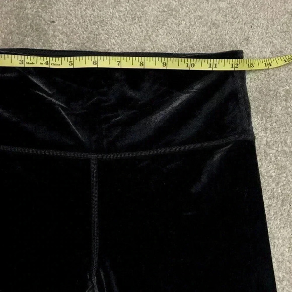 Athleta Velvet Leggings Tight Black Color Pull On Stretch Sz S - Picture 2 of 6